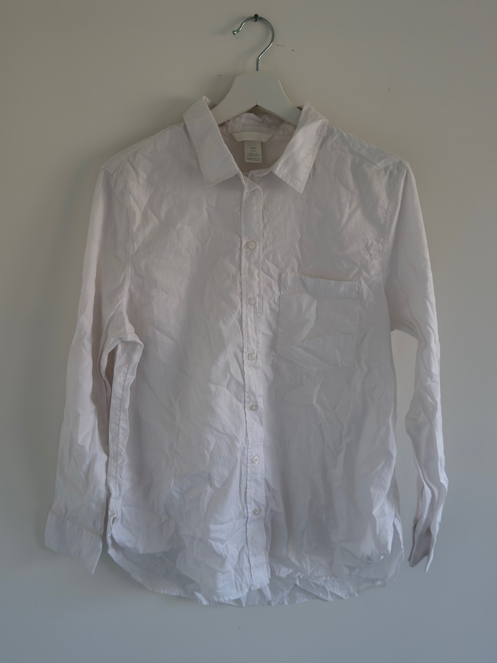 H&M Classic White Long-Sleeve Button-Up Shirt